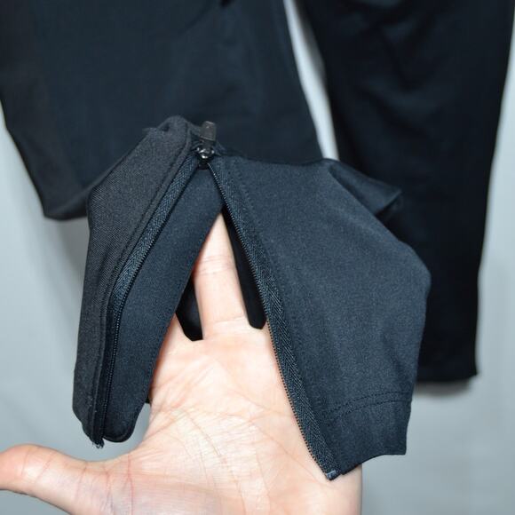 Under Armour Woman's Cold Gear Fitted Running Joggers Black Size Small - Picture 4 of 7